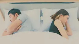 My Boyfriend Has Bacne and It’s Ruining Our Relationship