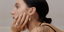 Top 5 Non-Tarnish Gold Hoop Earrings: Editor's Picks